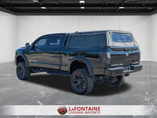 Black 2022 Nissan Titan XD SV