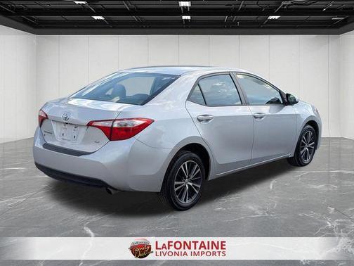 Classic Silver Metallic 2016 Toyota Corolla LE Plus