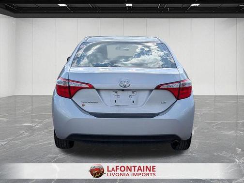 Classic Silver Metallic 2016 Toyota Corolla LE Plus