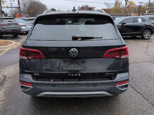 2022 Volkswagen Taos 1.5T SEL