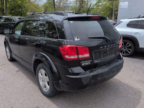 Pitch Black Clearcoat 2014 Dodge Journey SE