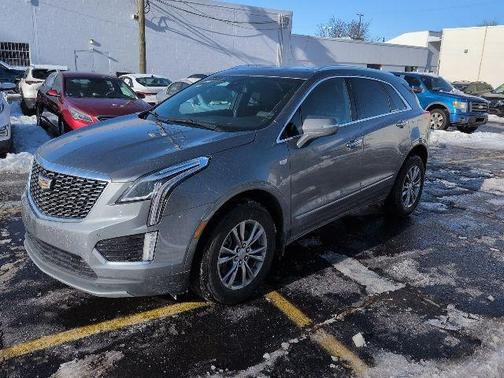 2022 Cadillac XT5 Premium Luxury