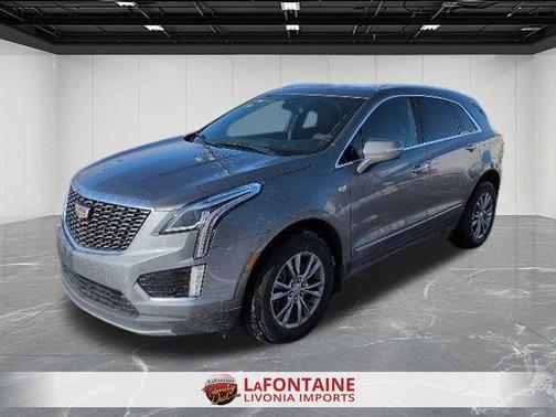 2022 Cadillac XT5 Premium Luxury