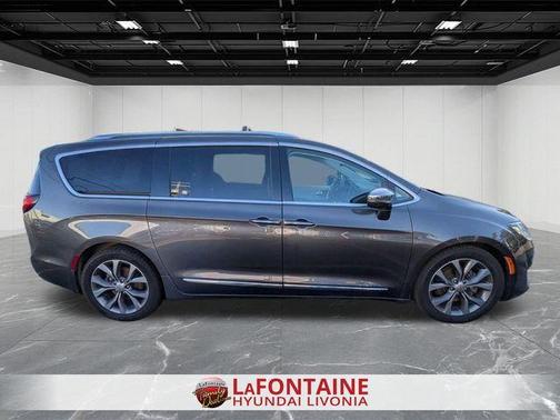 2019 Chrysler Pacifica Limited