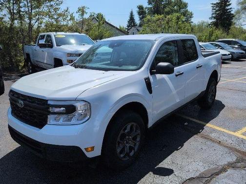 Oxford White 2024 Ford Maverick XLT