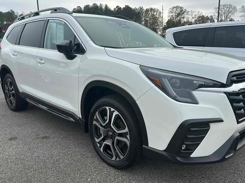 Crystal White Pearl 2026 Subaru Ascent Limited 7-Passenger