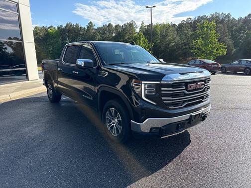 Onyx Black 2025 GMC Sierra 1500 4WD Crew Cab 147" SLT
