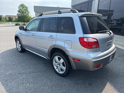 2005 Mitsubishi Outlander XLS