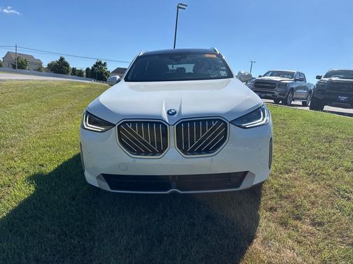 Alpine White 2026 BMW X3 30 xDrive Sports Activity Vehicle