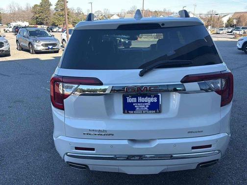 2020 GMC Acadia Denali