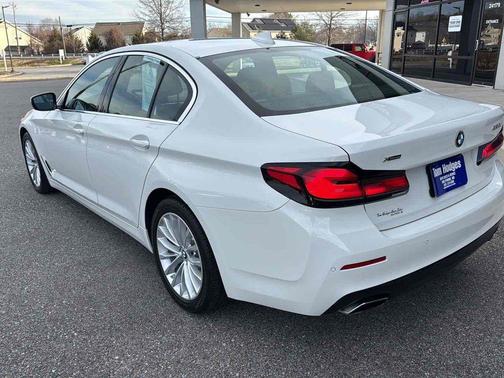 2023 BMW 530 i xDrive