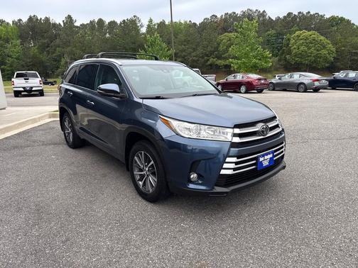 Shoreline Blue Pearl 2018 Toyota Highlander XLE V6 AWD (Natl)
