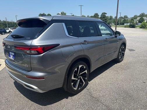 2023 Mitsubishi Outlander PHEV SEL