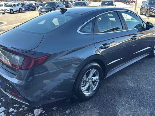 2023 Hyundai SONATA SE