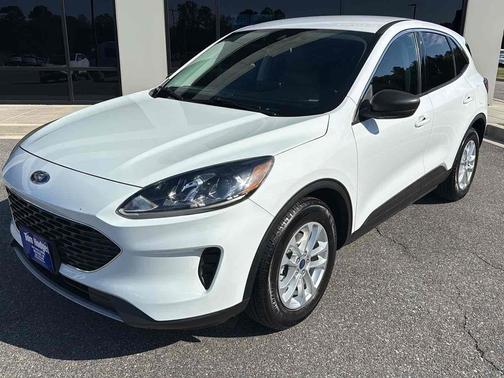 2022 Ford Escape SE FWD