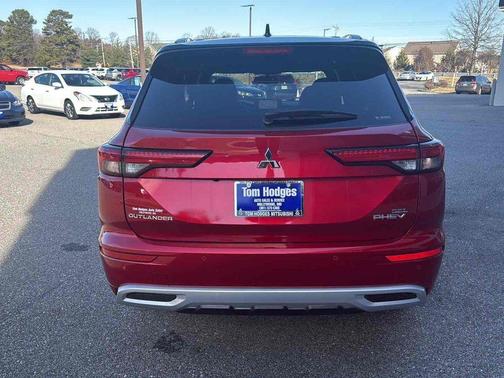 2024 Mitsubishi Outlander PHEV SEL