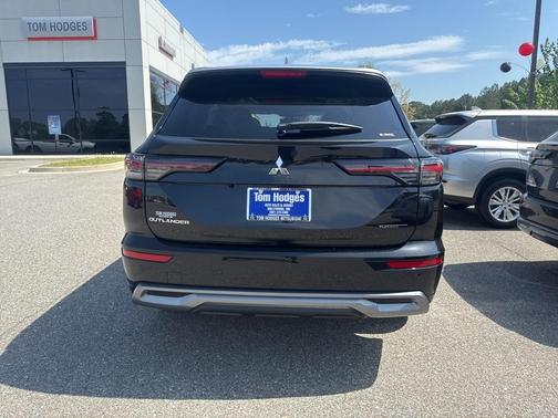 2025 Mitsubishi Outlander Platinum Edition