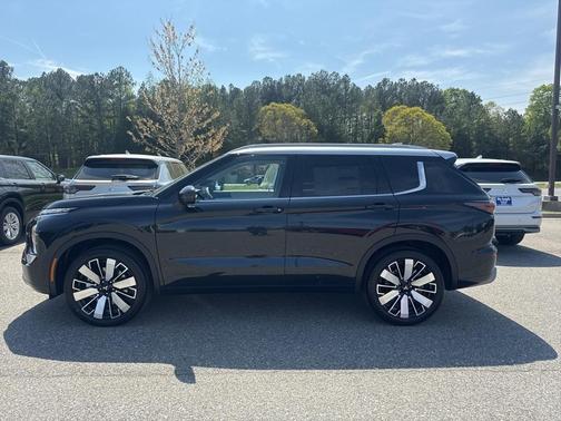 2025 Mitsubishi Outlander Platinum Edition