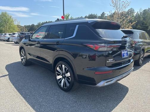 2025 Mitsubishi Outlander Platinum Edition