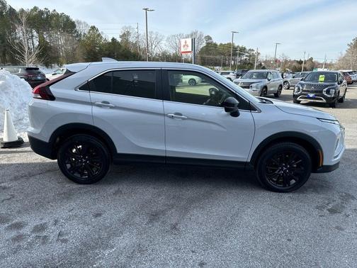 2025 Mitsubishi Eclipse Cross LE