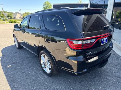DB Black Clearcoat 2024 Dodge Durango GT Plus AWD