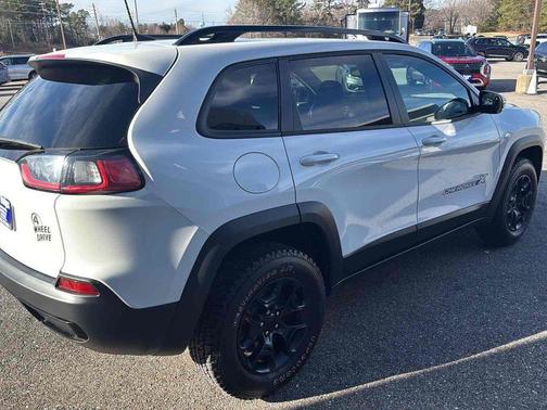 2022 Jeep Cherokee X 4x4