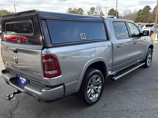 2022 RAM 1500 Laramie 4x4 Crew Cab 5'7" Box