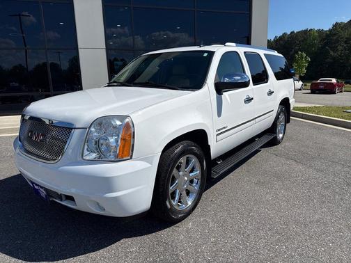 Summit White 2012 GMC Yukon XL AWD 4dr 1500 Denali