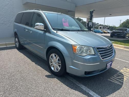 2010 Chrysler Town & Country Limited