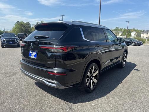 2025 Mitsubishi Outlander Platinum Edition