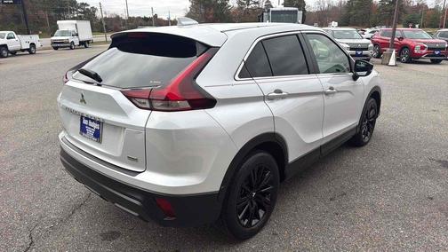 2023 Mitsubishi Eclipse Cross LE