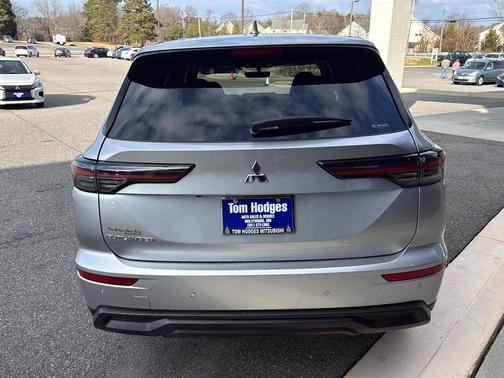 2026 Mitsubishi Outlander ES S-AWC