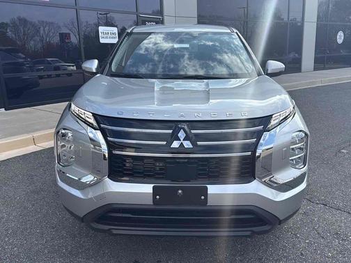 2026 Mitsubishi Outlander ES S-AWC