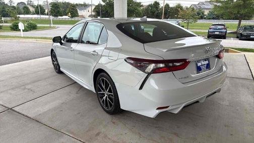 2023 Toyota Camry SE