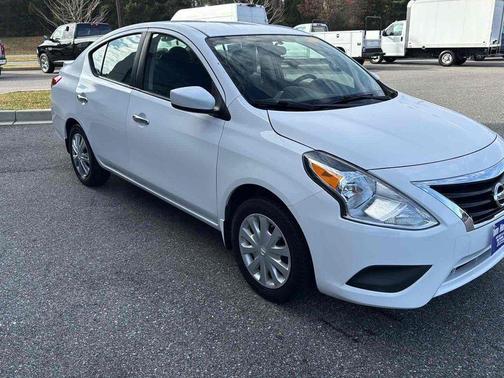 2016 Nissan Versa 1.6 SV