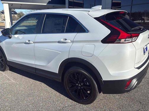 2026 Mitsubishi Eclipse Cross LE