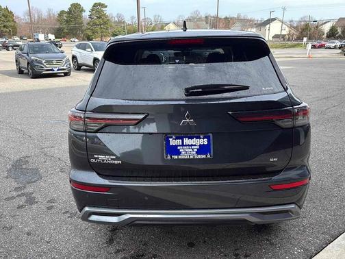 2026 Mitsubishi Outlander SE S-AWC