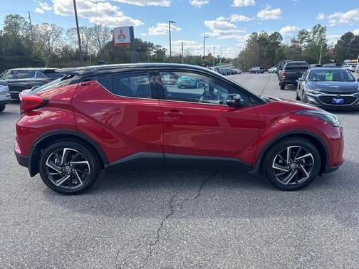 2022 Toyota C-HR Limited