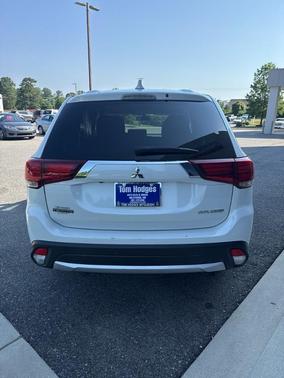 2018 Mitsubishi Outlander ES