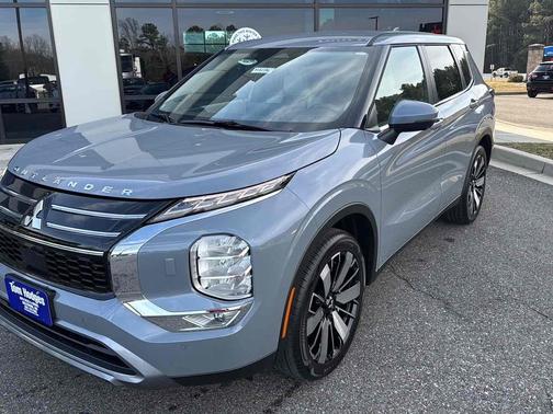 2026 Mitsubishi Outlander SE S-AWC