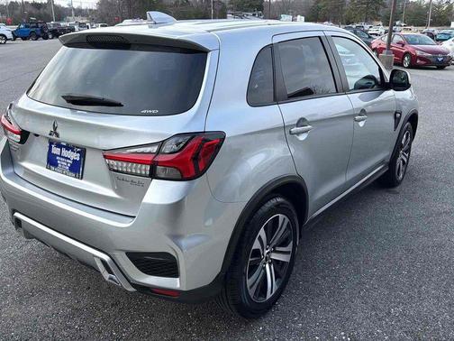 2024 Mitsubishi Outlander Sport 2.0 ES
