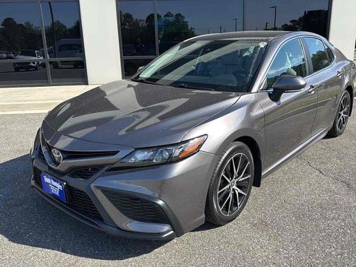 Cavalry Blue 2024 Toyota Camry SE Auto (Natl)