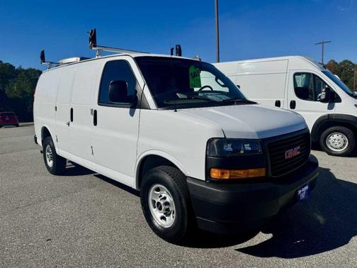 2022 GMC Savana 2500 Work Van