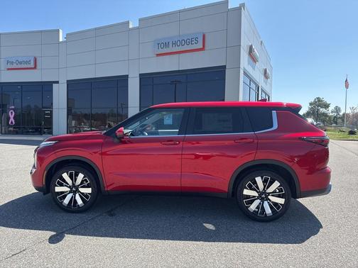 2025 Mitsubishi Outlander SE