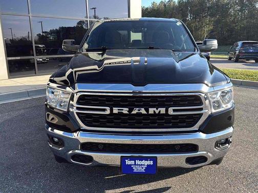 Diamond Black Crystal Pearlcoat 2024 RAM 1500 Big Horn 4x4 Crew Cab 5'7" Box