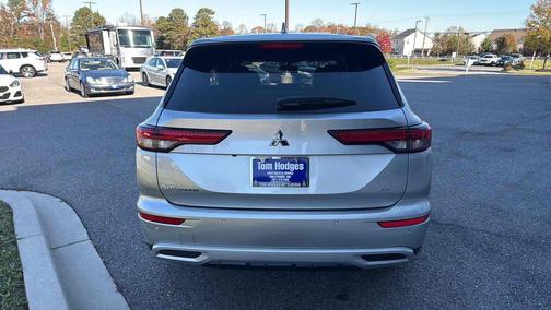 2022 Mitsubishi Outlander SE 2.5 2WD