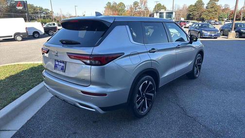 2022 Mitsubishi Outlander SE 2.5 2WD
