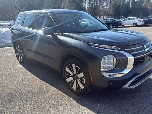 2025 Mitsubishi Outlander SE S-AWC