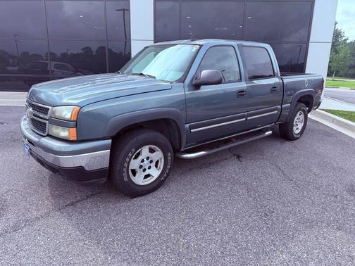 2006 Chevrolet Silverado 1500 LT Crew Cab