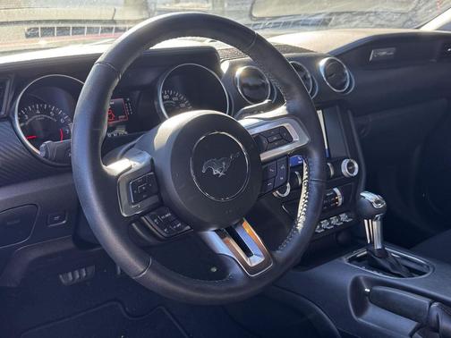 2023 Ford Mustang EcoBoost